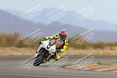 media/Jan-15-2023-SoCal Trackdays (Sun) [[c1237a034a]]/Turn 15 (1pm)/